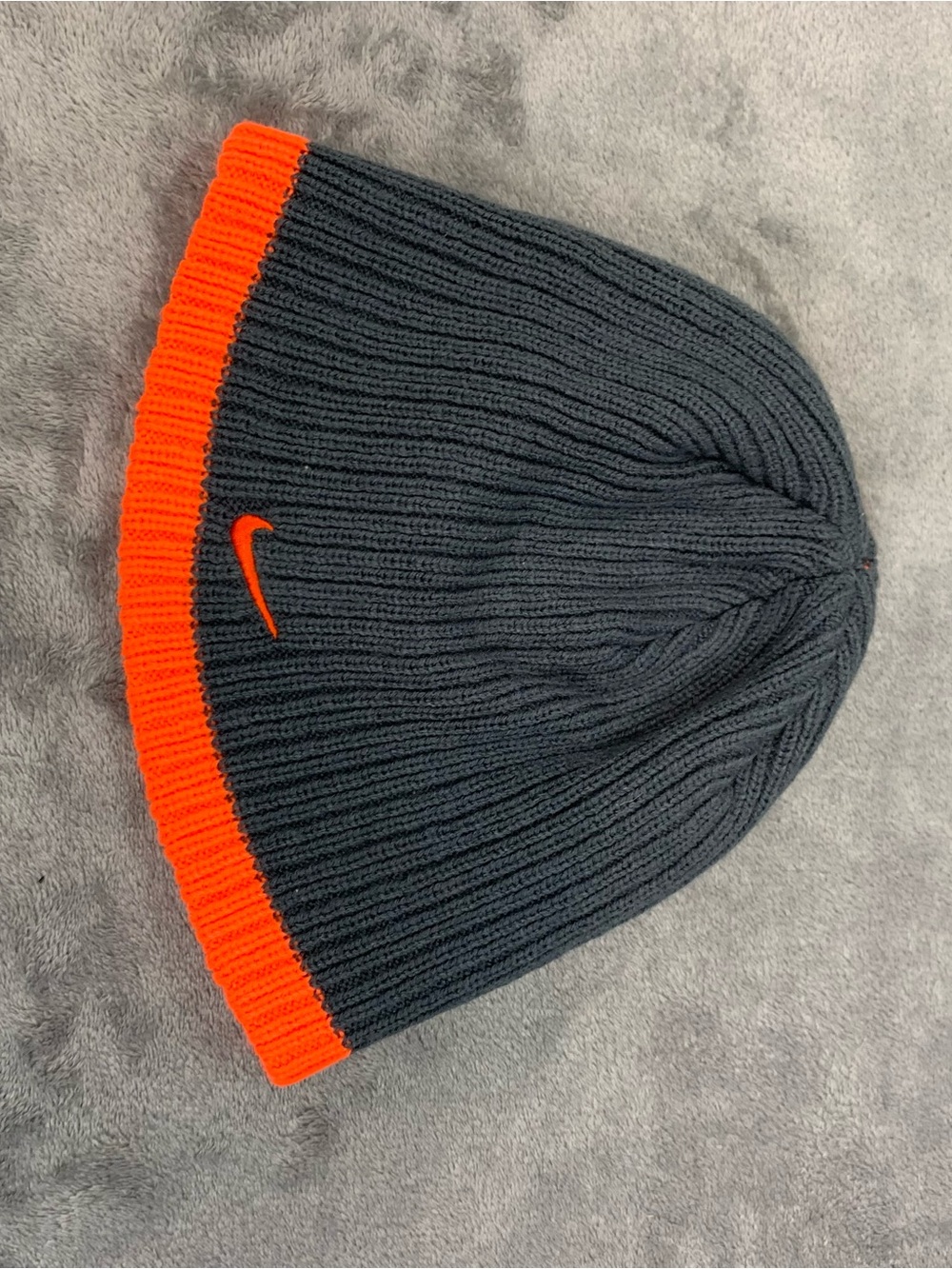 Nike Men's Black and Orange Ribbed Beanie one size
